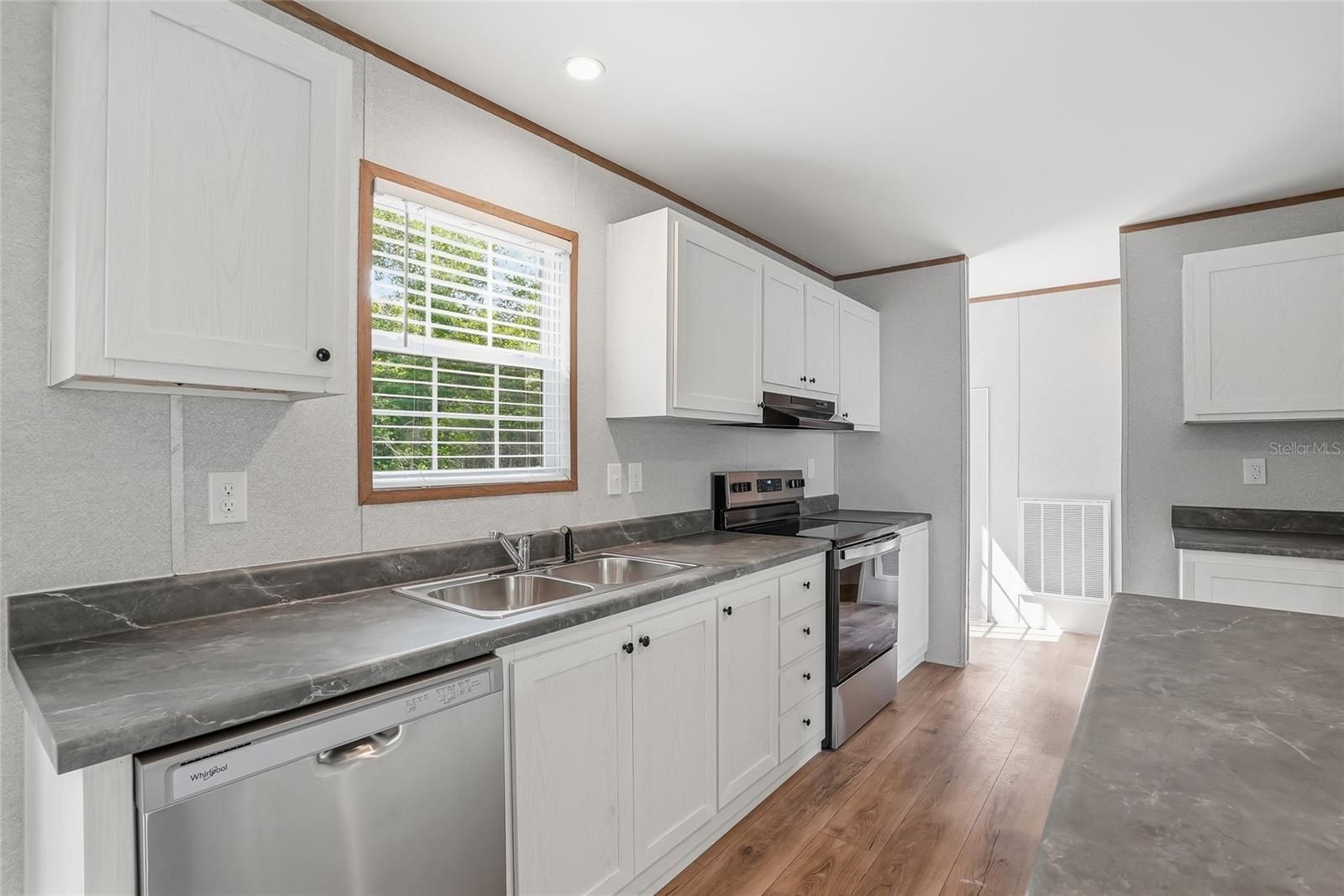 12015 WESTBAY AVE, NEW PORT RICHEY, FL, 34654