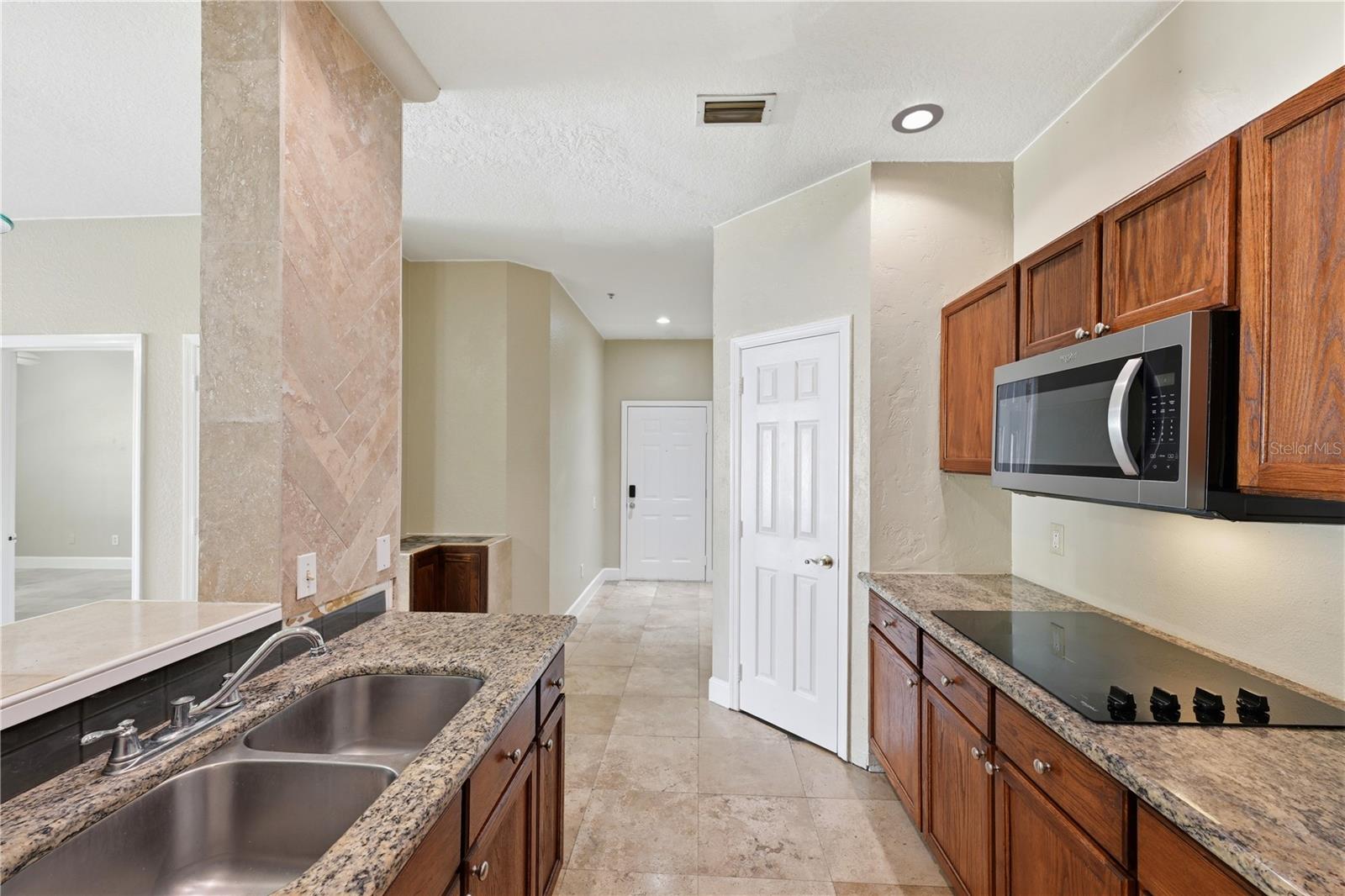 580 BRANTLEY TERRACE WAY #104, ALTAMONTE SPRINGS, FL, 32714