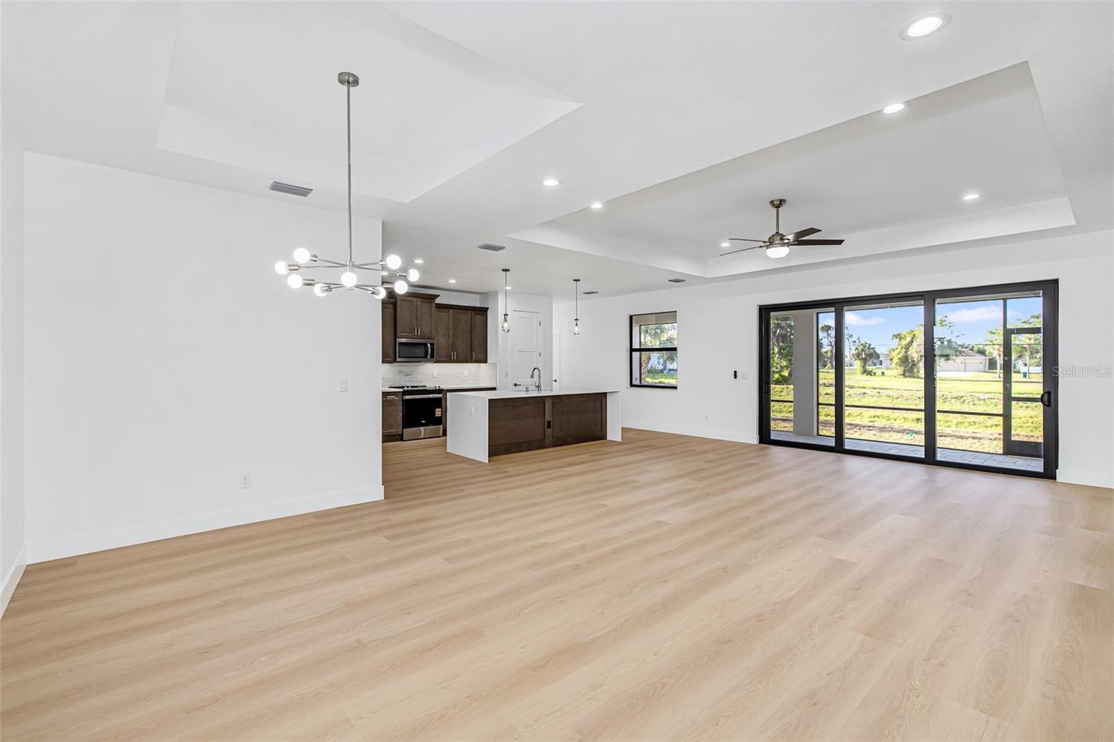 41 MARK TWAIN LN, ROTONDA WEST, FL, 33947