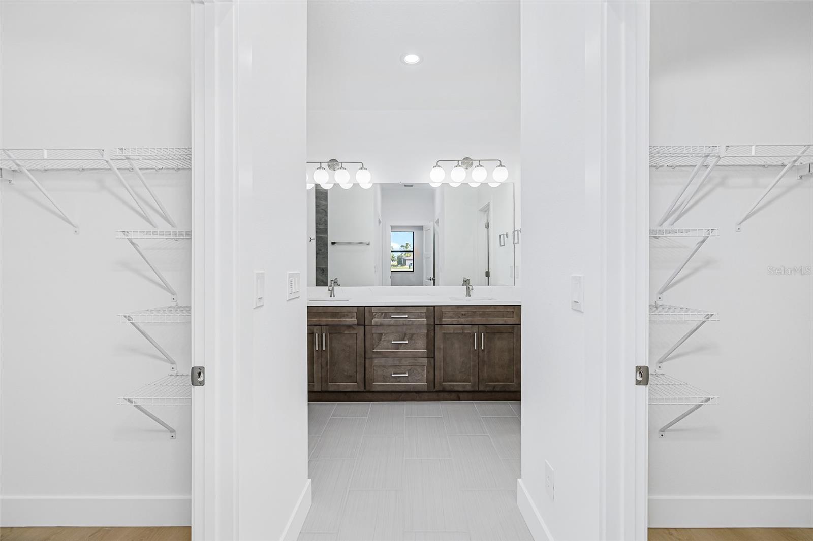 41 MARK TWAIN LN, ROTONDA WEST, FL, 33947