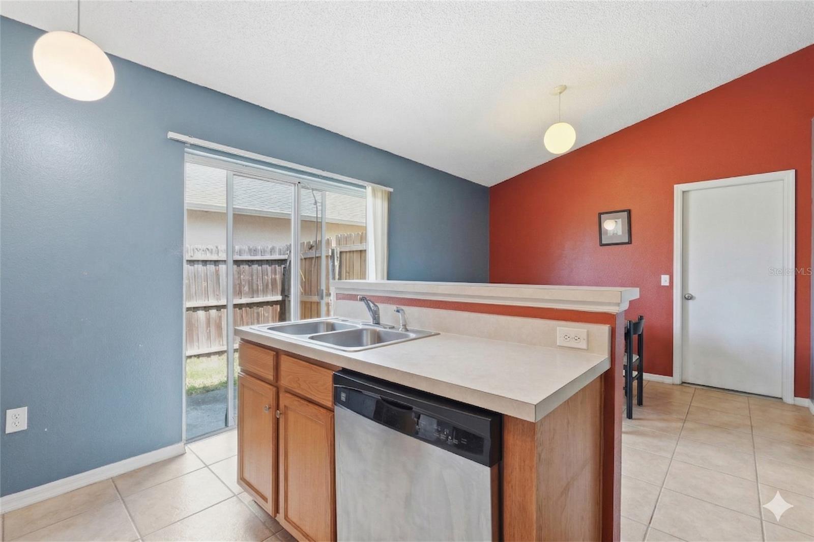 6405 TABOGI TRL, WESLEY CHAPEL, FL, 33545