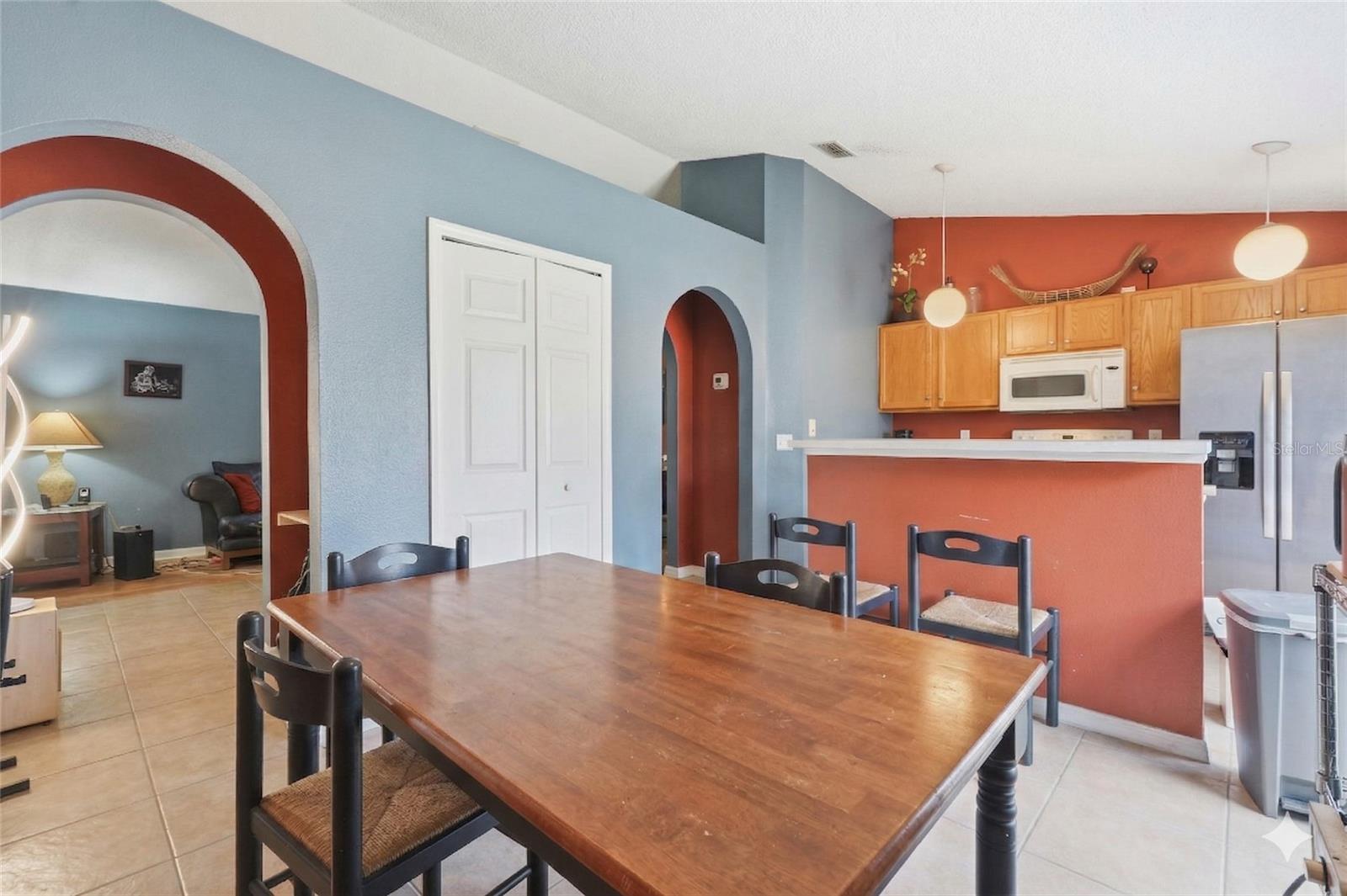 6405 TABOGI TRL, WESLEY CHAPEL, FL, 33545