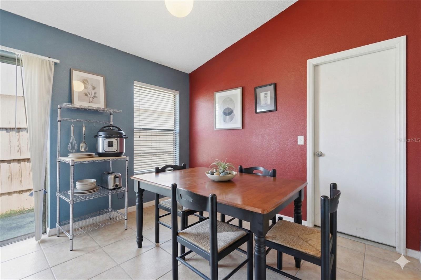 6405 TABOGI TRL, WESLEY CHAPEL, FL, 33545