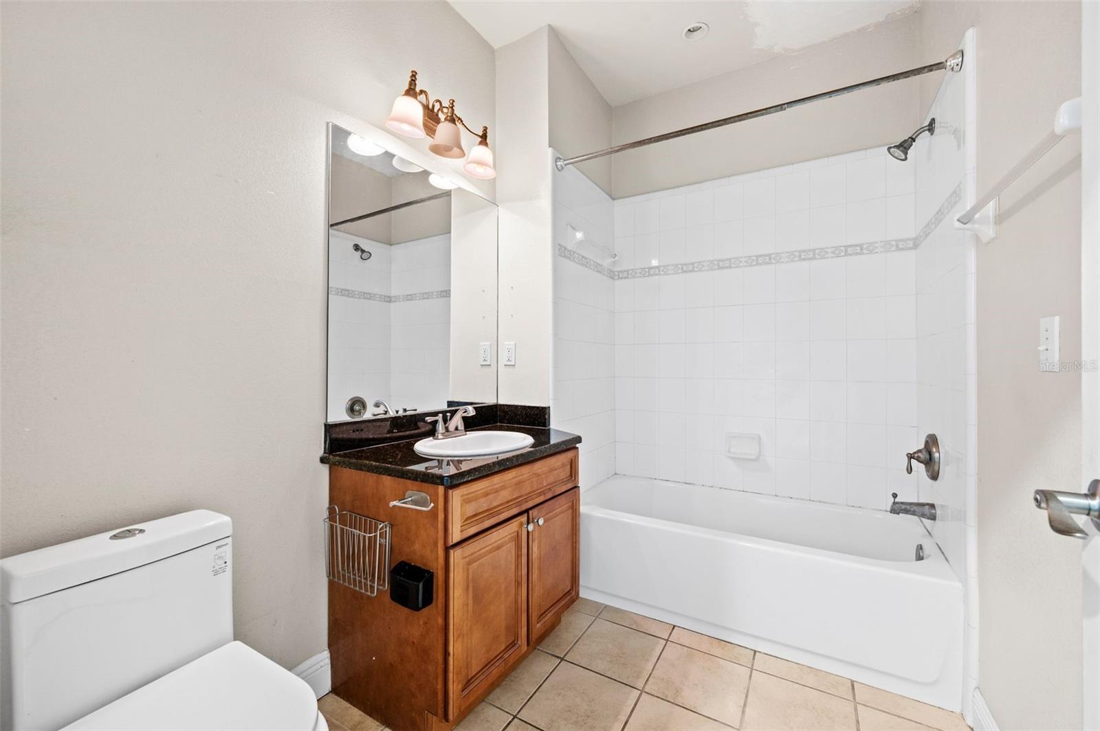 1500 NW 4TH AVE #208, GAINESVILLE, FL, 32603