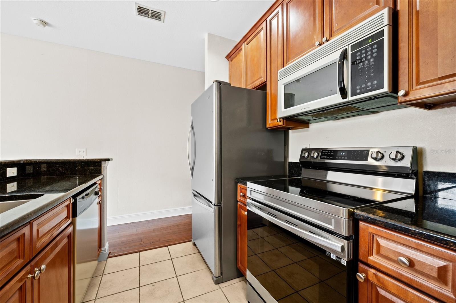 1500 NW 4TH AVE #208, GAINESVILLE, FL, 32603