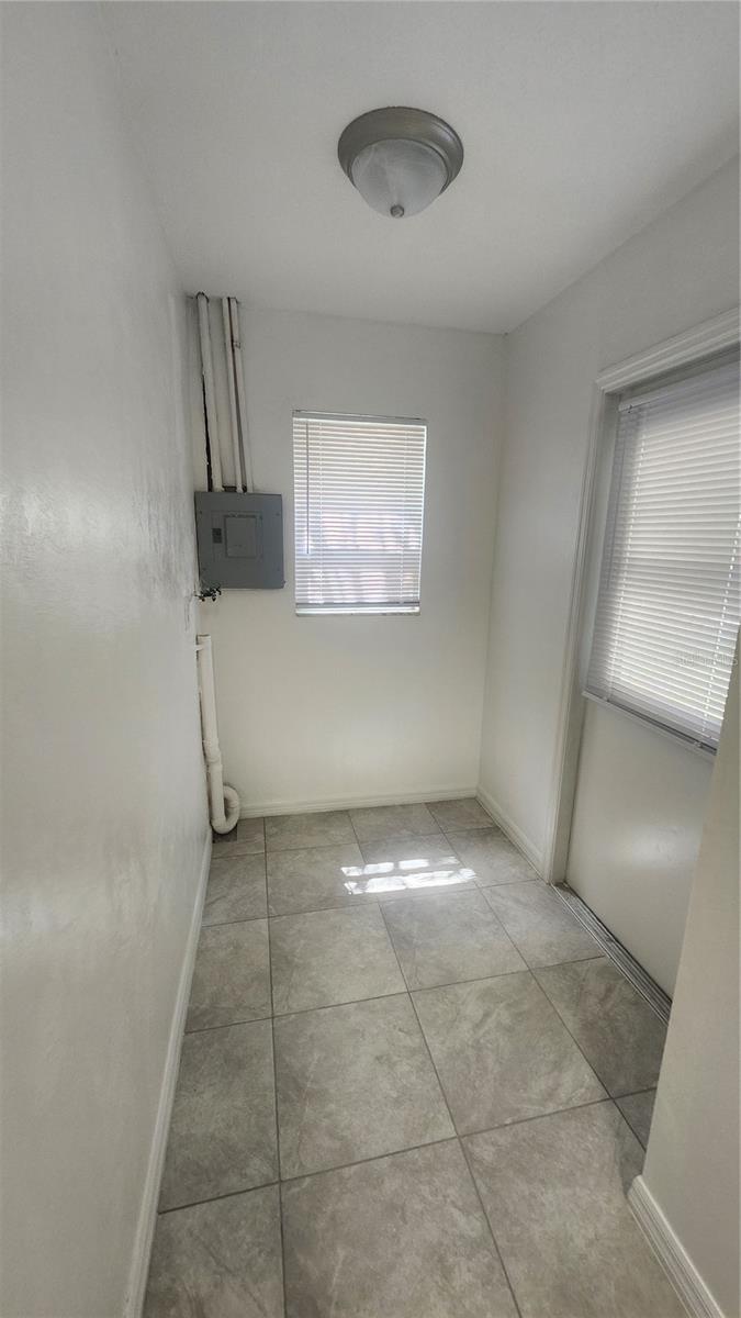 1079 N GERTRUDE CT, DAYTONA BEACH, FL, 32117