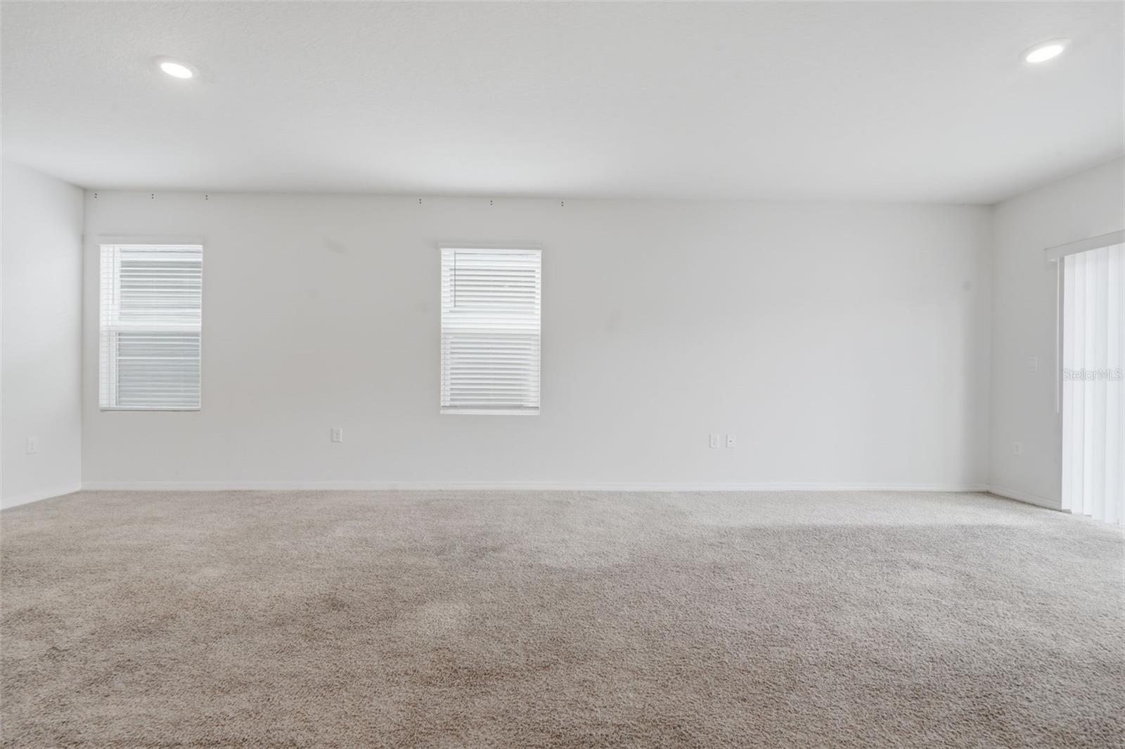 1356 BERRY LN, DAVENPORT, FL, 33837