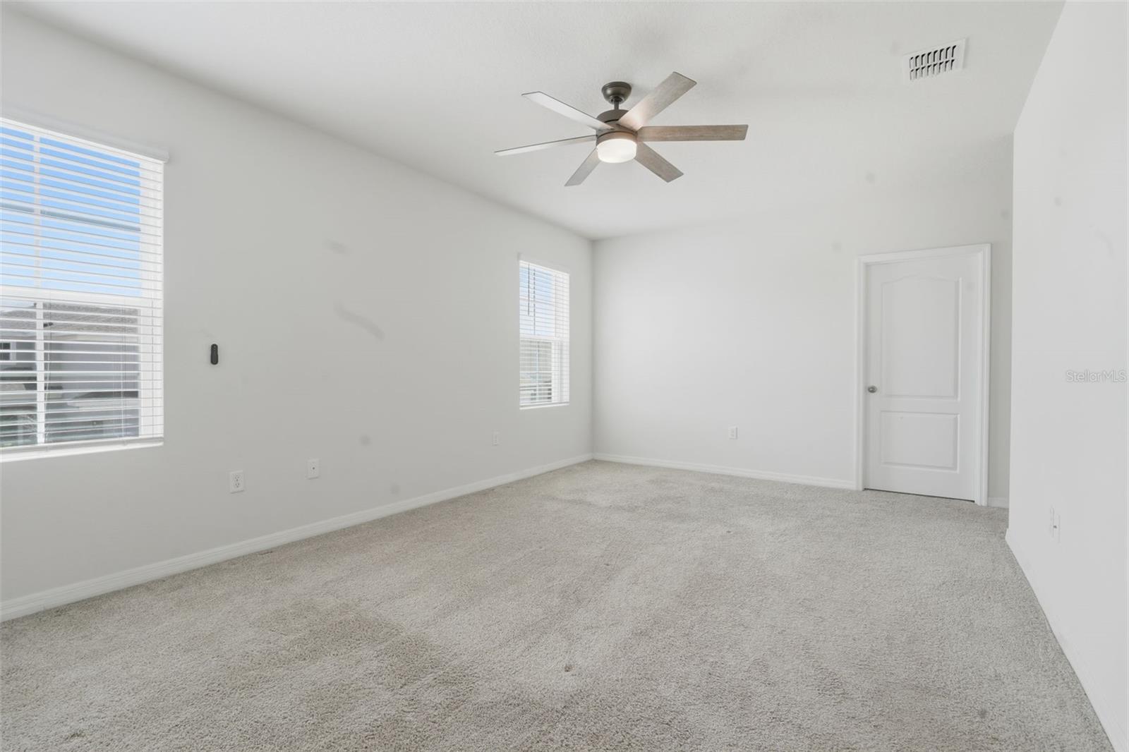 1356 BERRY LN, DAVENPORT, FL, 33837