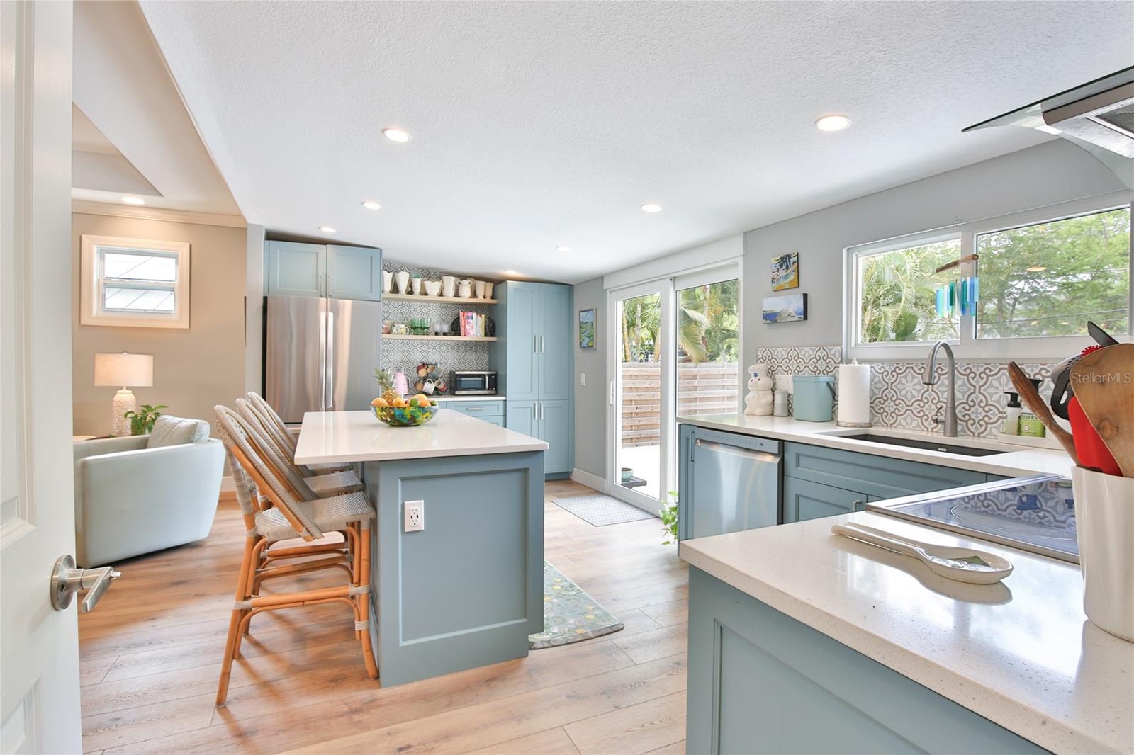 1681 8TH ST, SARASOTA, FL, 34236