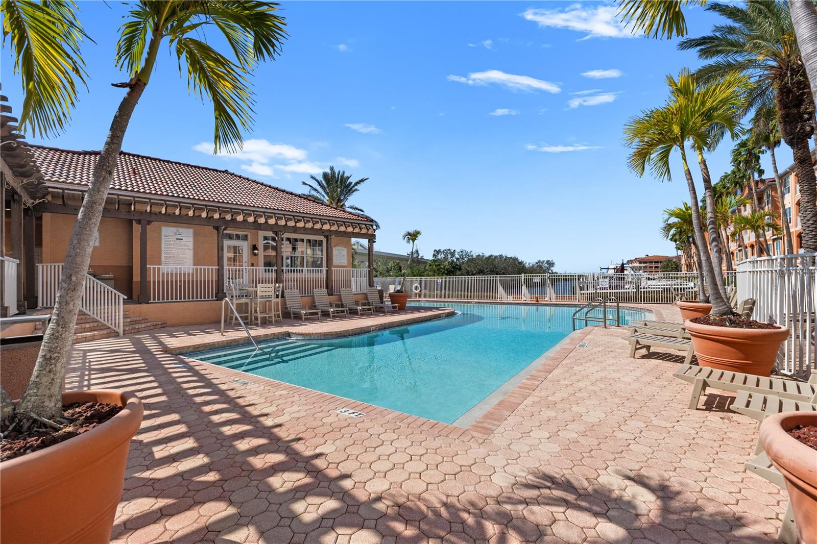 5000 CULBREATH KEY WAY #4-204, TAMPA, FL, 33611