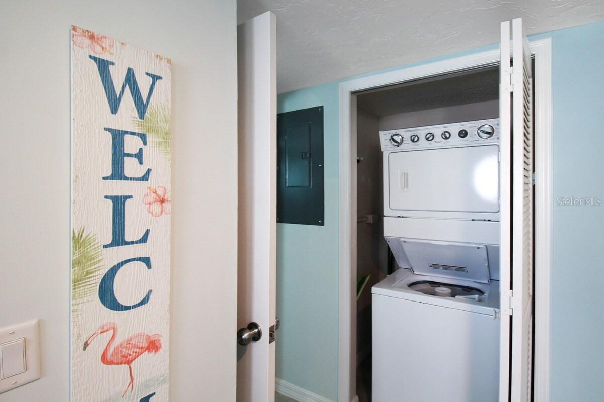 1206 SIESTA BAYSIDE DR #1206B, SARASOTA, FL, 34242