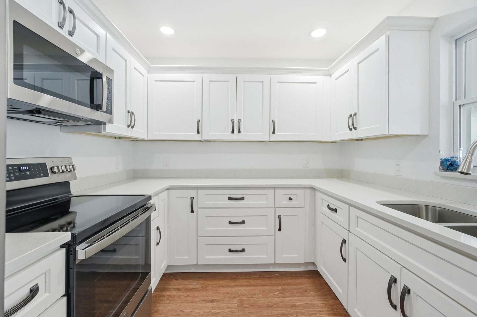 2927 LANTERN DR, SOUTH DAYTONA, FL, 32119
