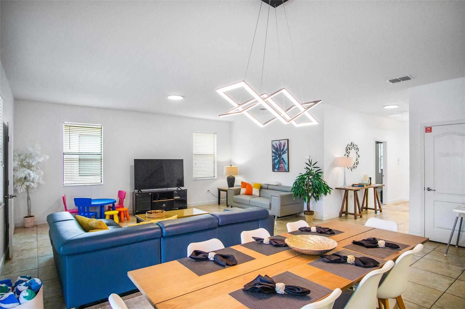 1452 ROLLING FAIRWAY DR, DAVENPORT, FL, 33896