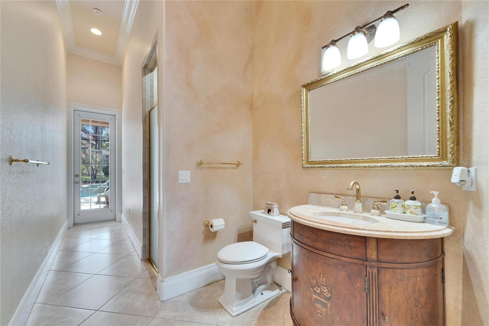 8510 KENTUCKY DERBY DR