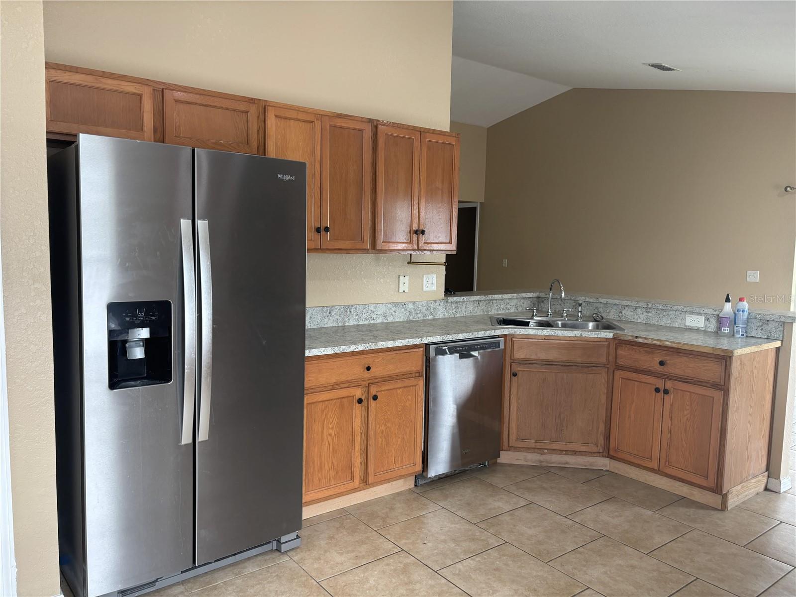 36035 LAGUNA HILLS CIR, ZEPHYRHILLS, FL, 33541