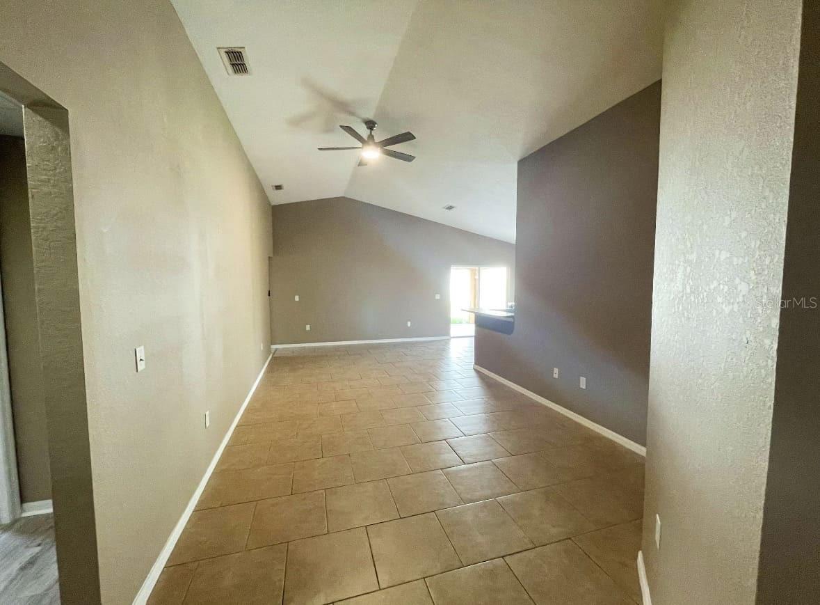 36035 LAGUNA HILLS CIR, ZEPHYRHILLS, FL, 33541