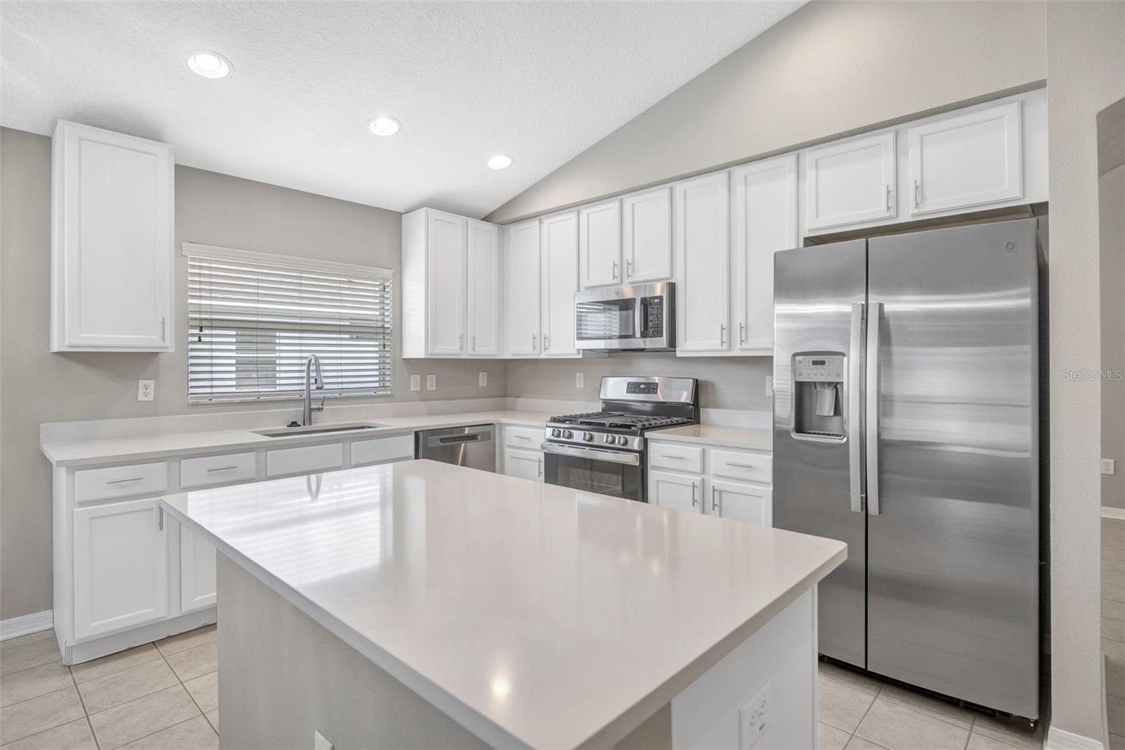 6337 BRIDGECREST DR, LITHIA, FL, 33547