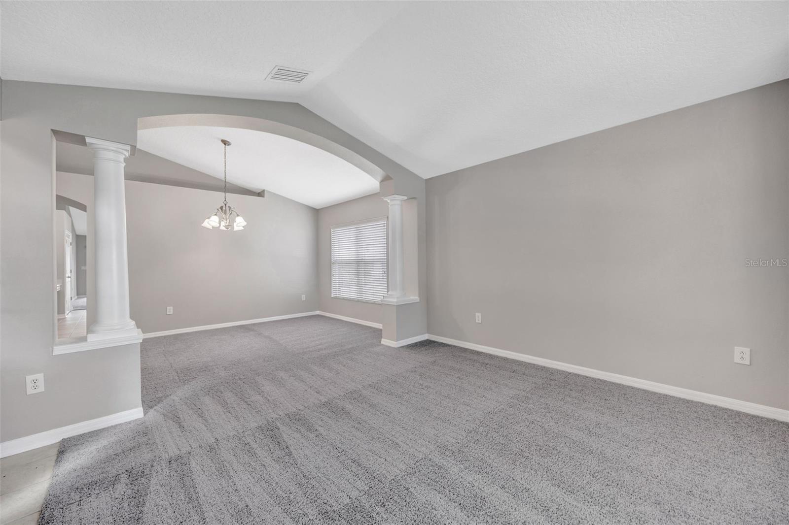 6337 BRIDGECREST DR, LITHIA, FL, 33547