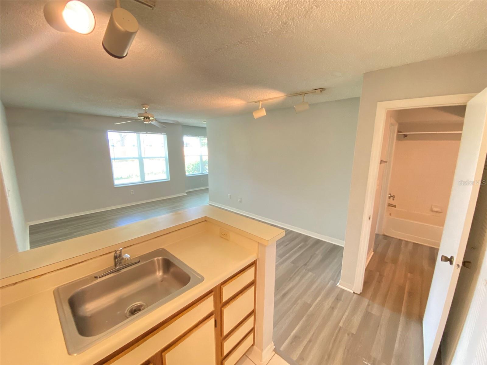 5701 GATLIN AVE #116, ORLANDO, FL, 32822
