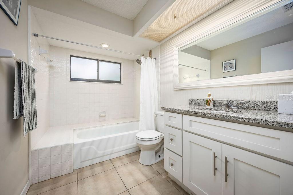 8701 ROSE POINTE CT, ORLANDO, FL, 32835
