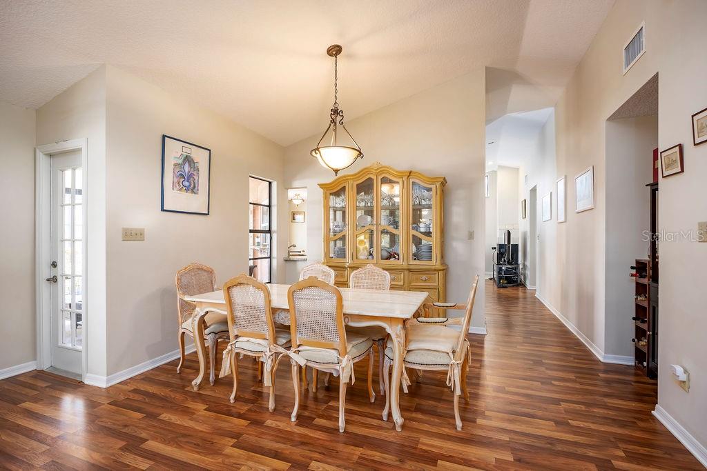 8701 ROSE POINTE CT, ORLANDO, FL, 32835