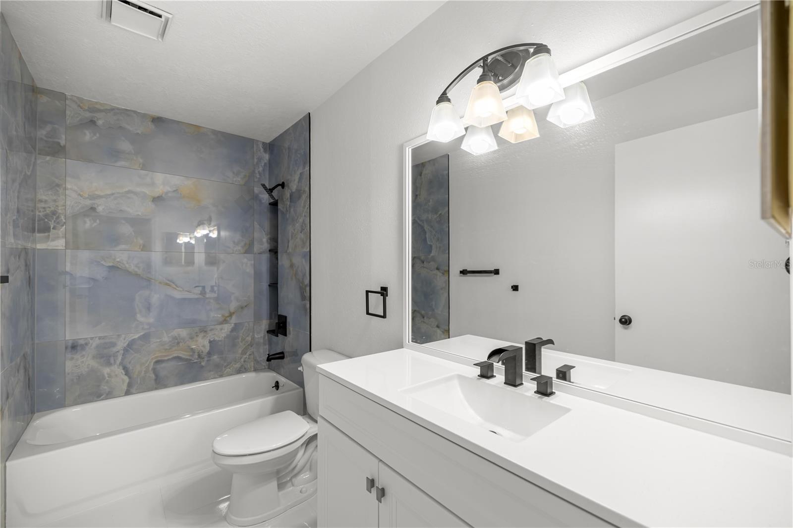 11001 SE SUNSET HARBOR RD #H49, SUMMERFIELD, FL, 34491