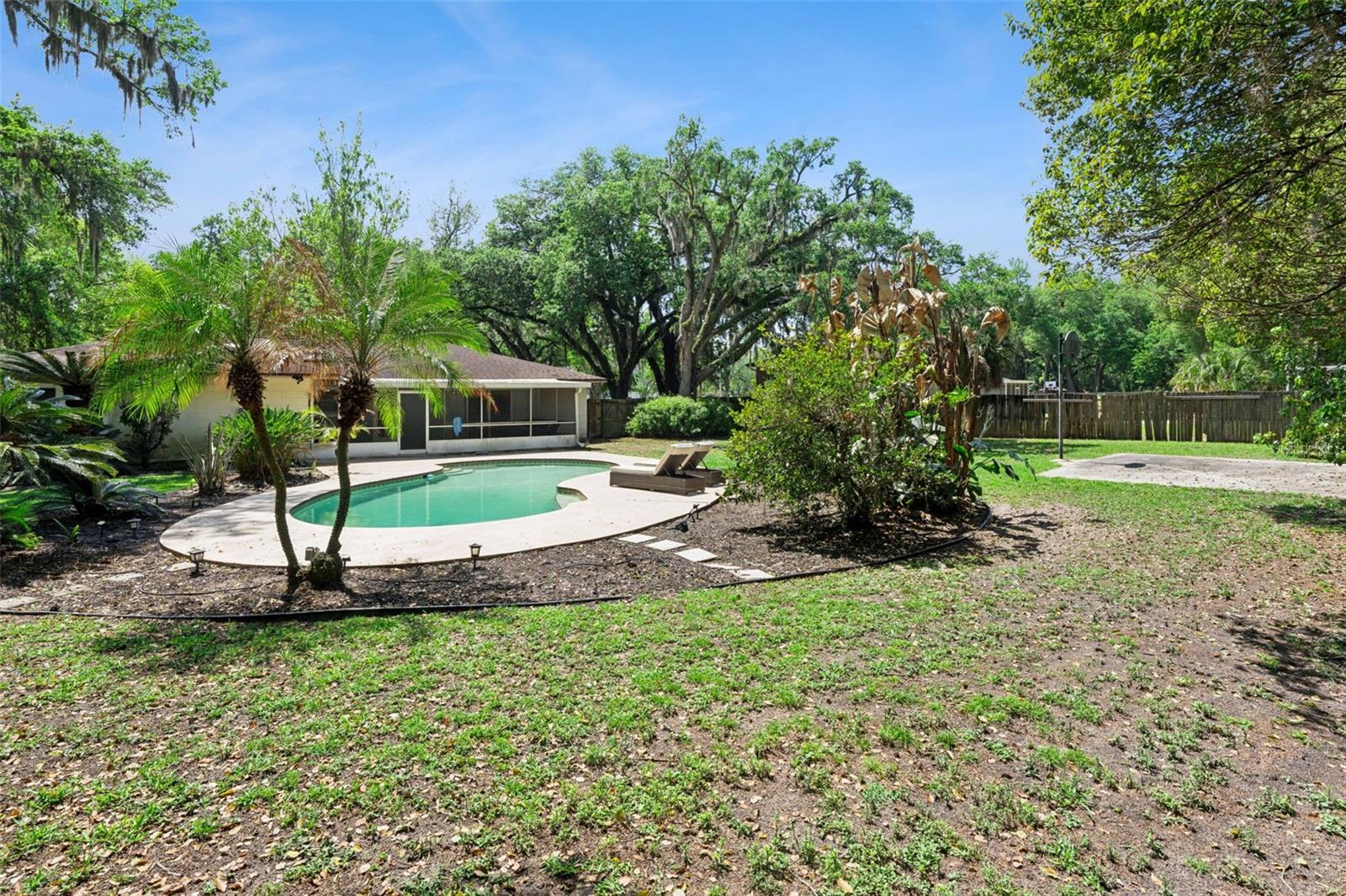 621 LITTLE WEKIVA RD, ALTAMONTE SPRINGS, FL, 32714