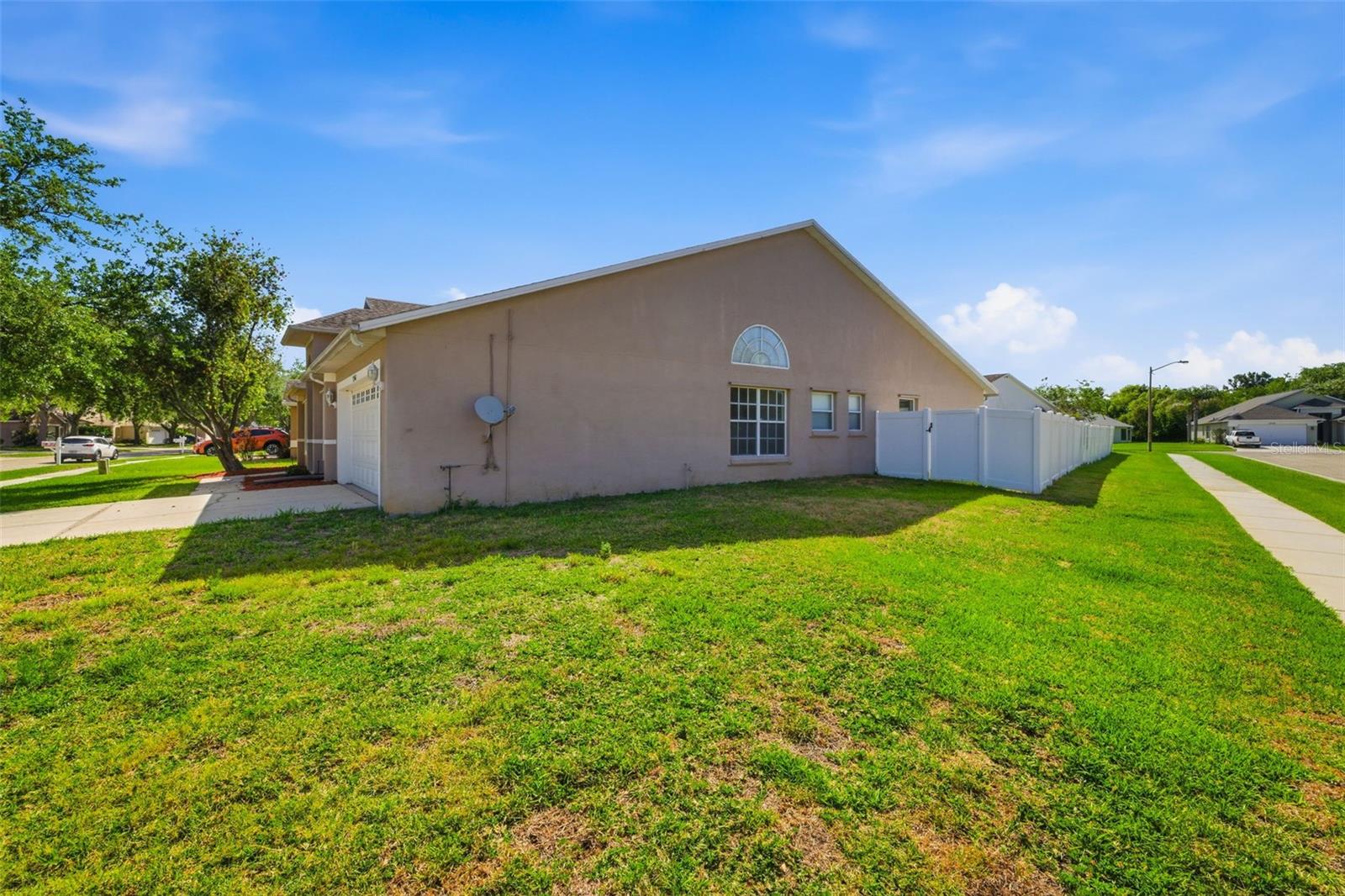 32042 CYPRESS VALLEY DR, WESLEY CHAPEL, FL, 33545