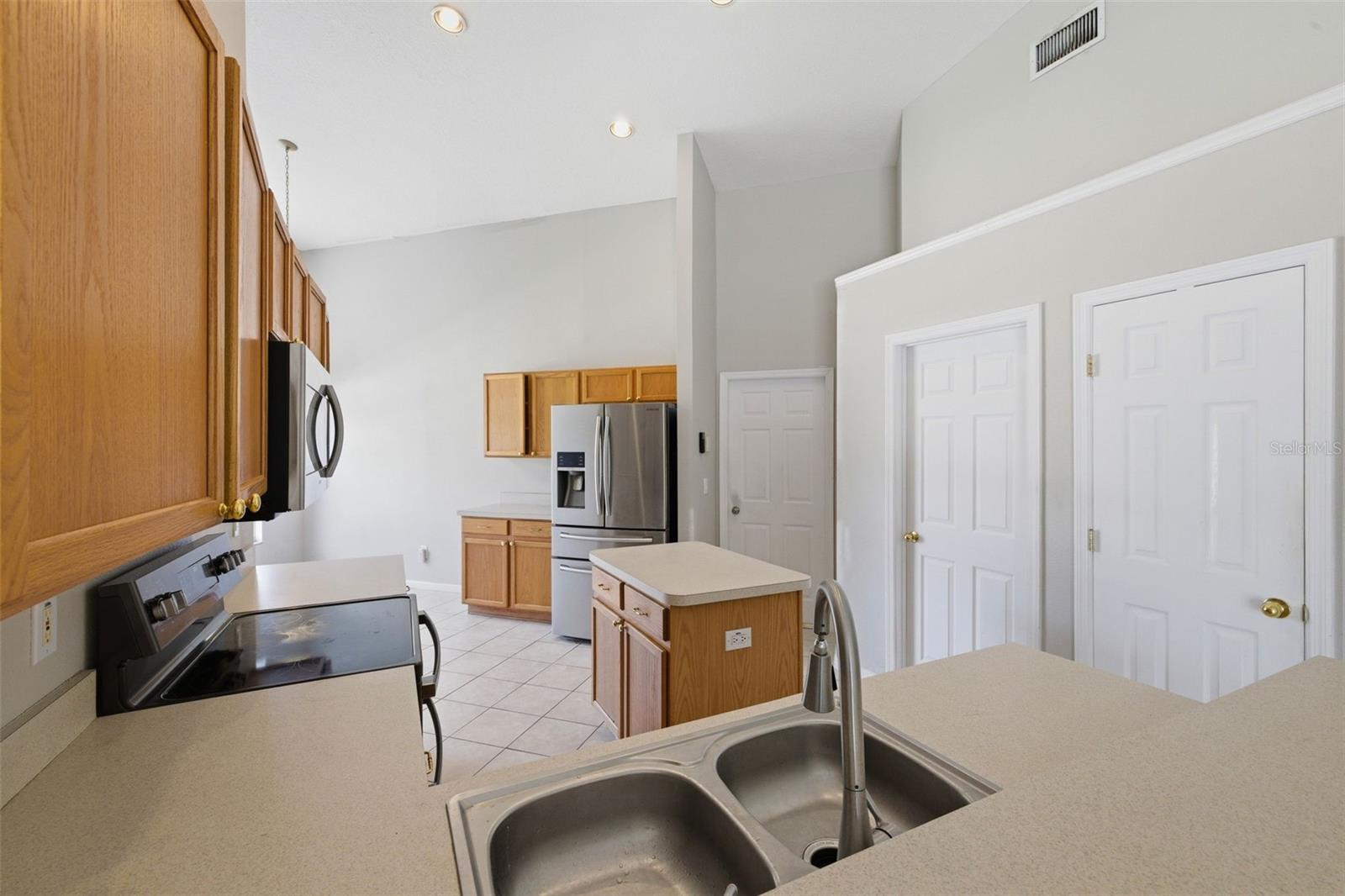 32042 CYPRESS VALLEY DR, WESLEY CHAPEL, FL, 33545