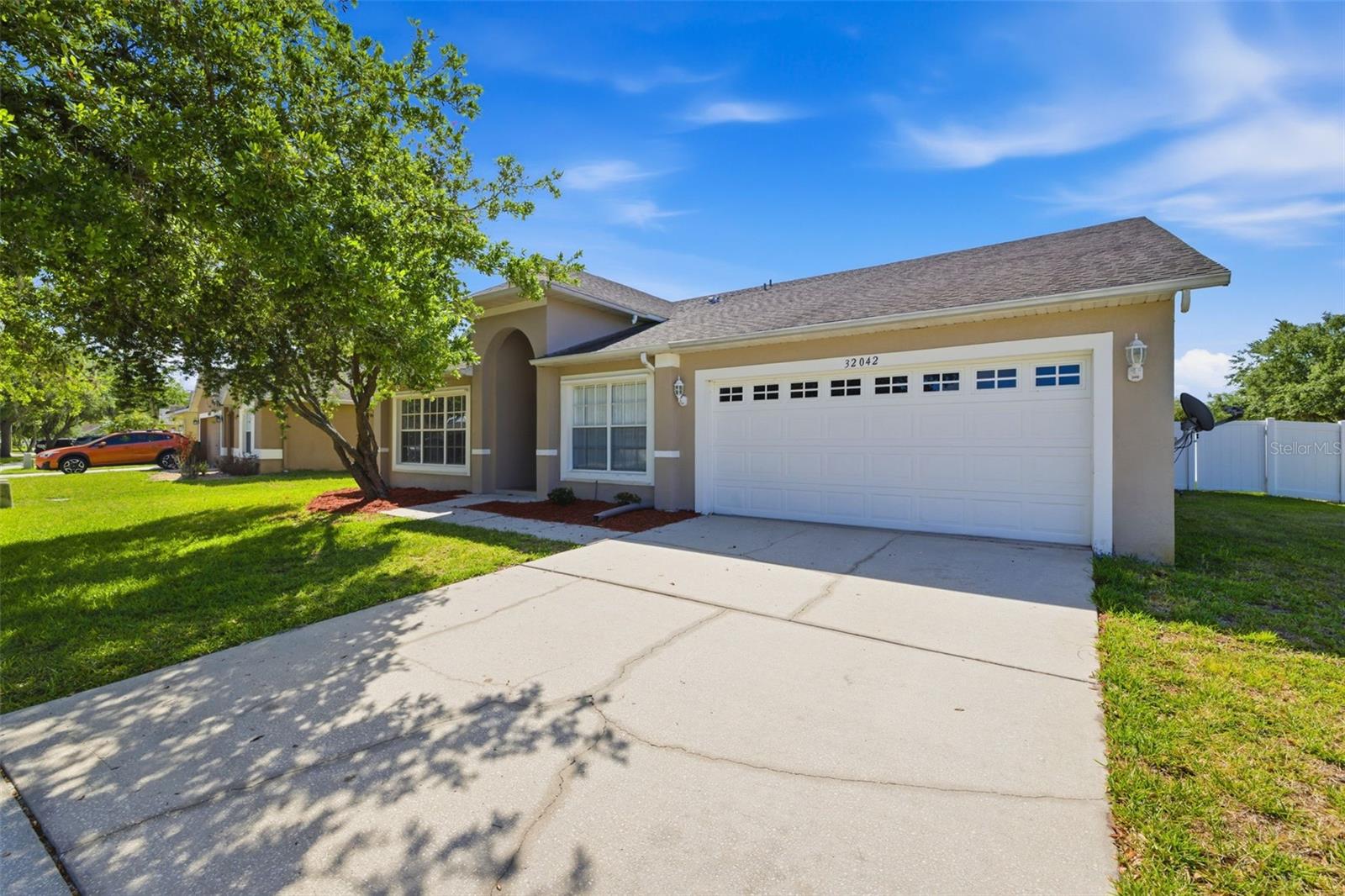 32042 CYPRESS VALLEY DR, WESLEY CHAPEL, FL, 33545