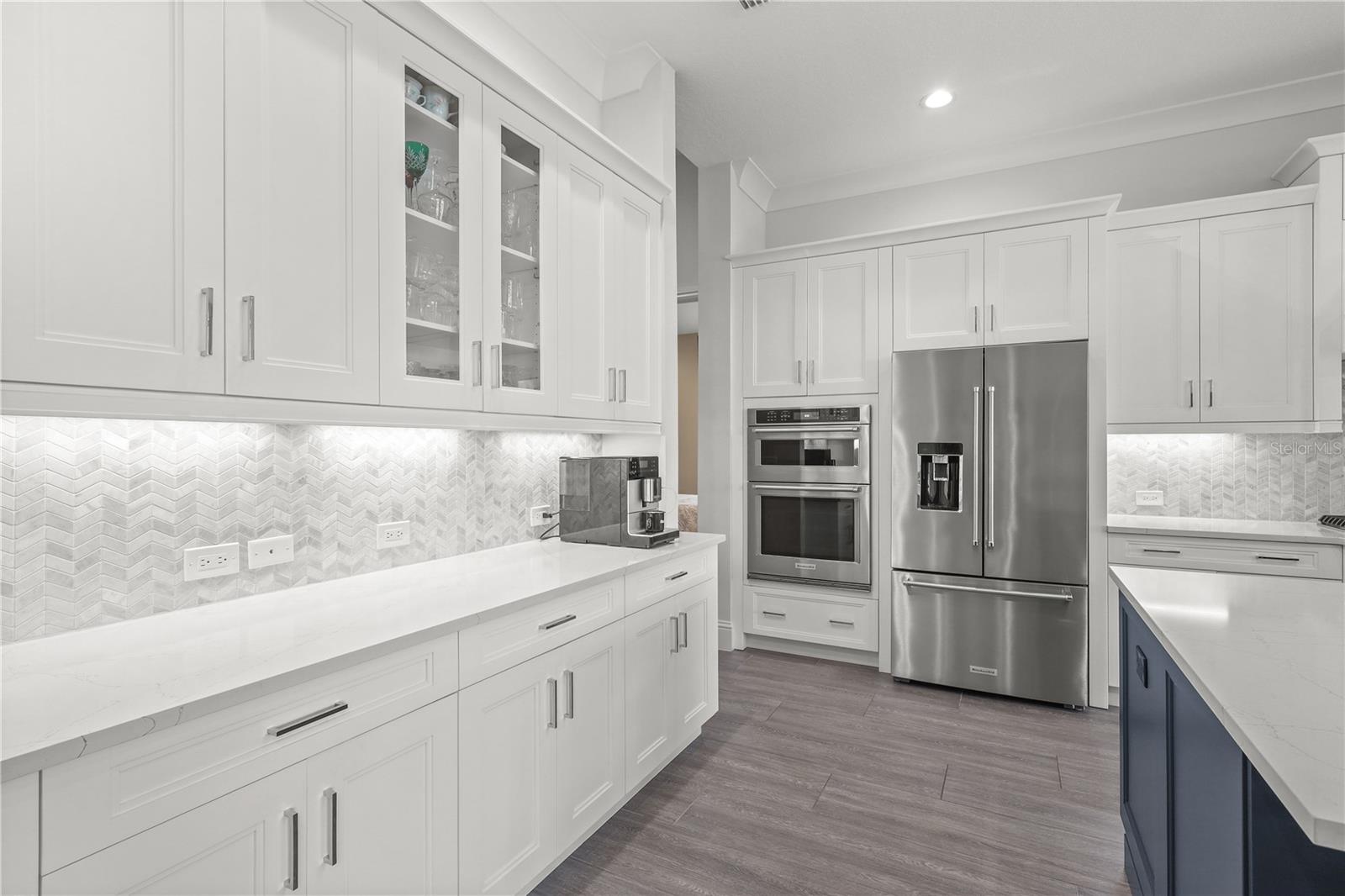 8560 PAVIA WAY, BRADENTON, FL, 34202