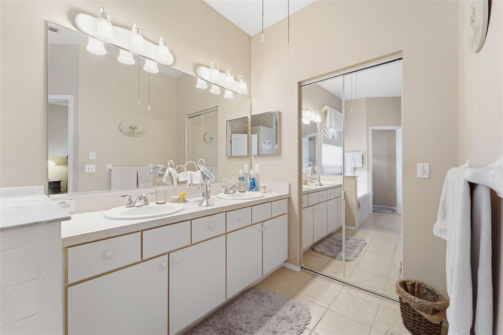 9401 69TH AVE E, PALMETTO, FL, 34221
