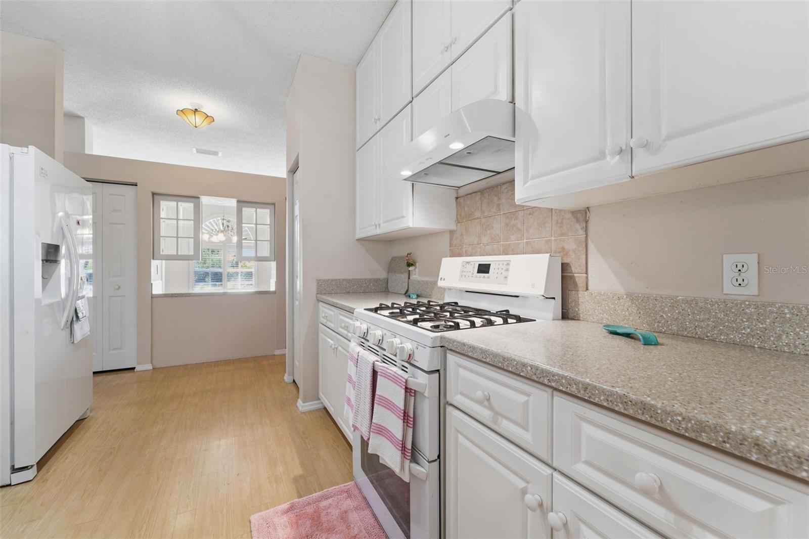 9401 69TH AVE E, PALMETTO, FL, 34221