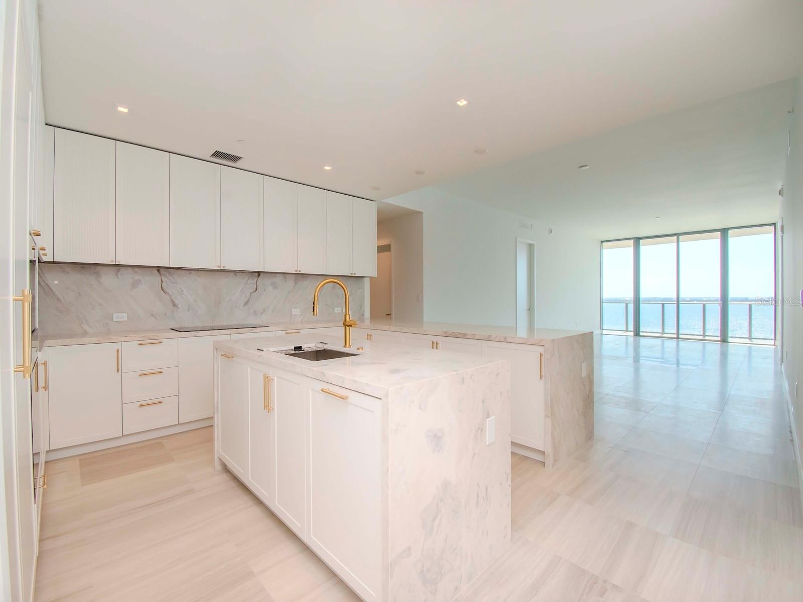 3101 BAYSHORE BLVD ST #1102, TAMPA, FL, 33629