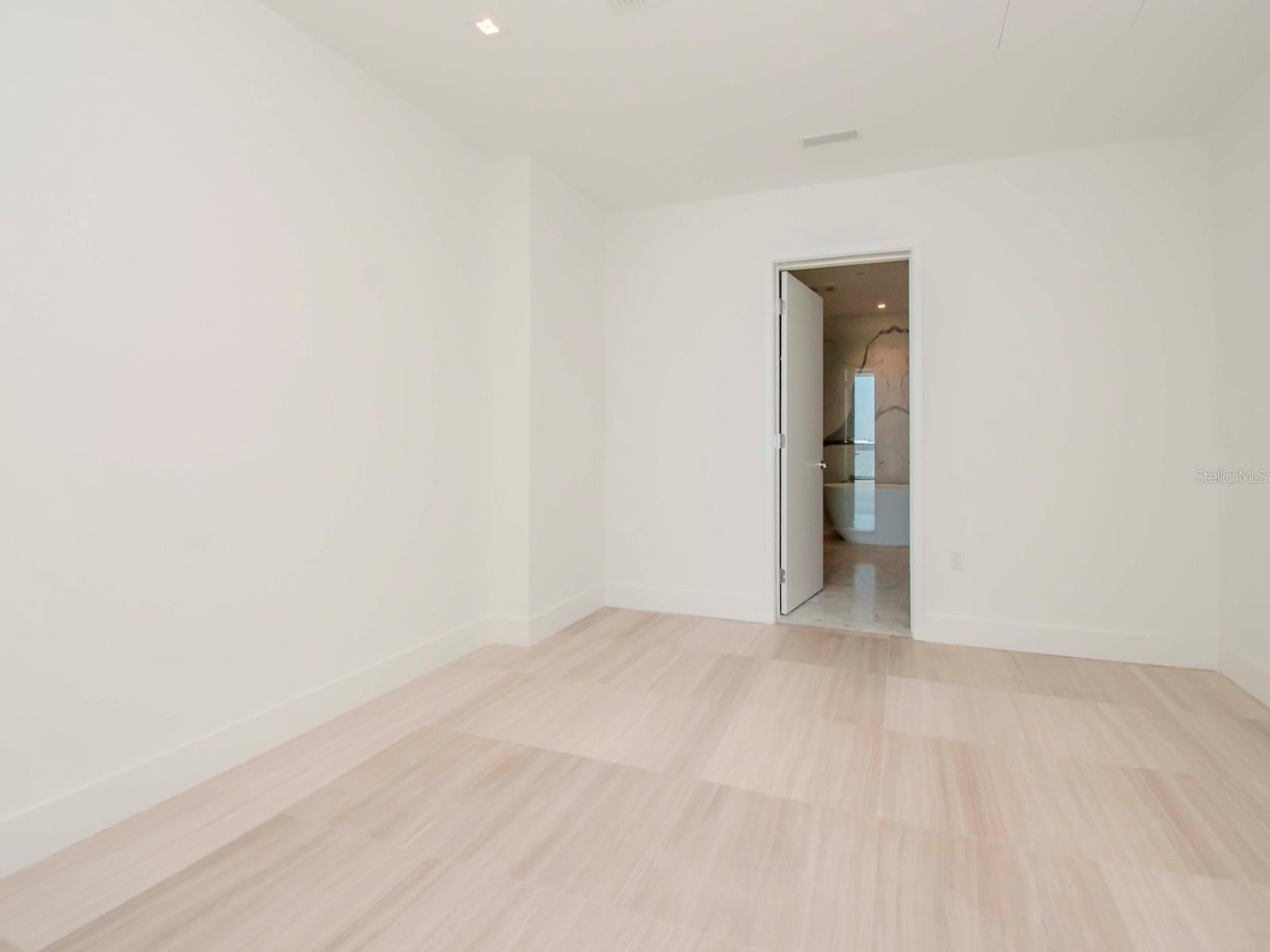 3101 BAYSHORE BLVD ST #1102, TAMPA, FL, 33629