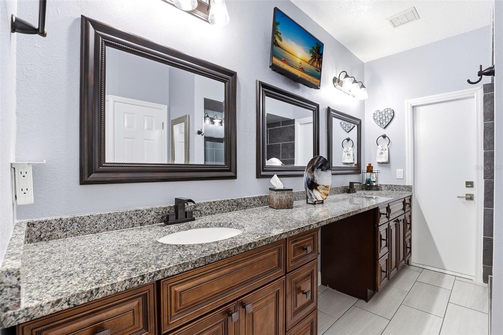 381 PRAIRIE LAKE CV, ALTAMONTE SPRINGS, FL, 32701