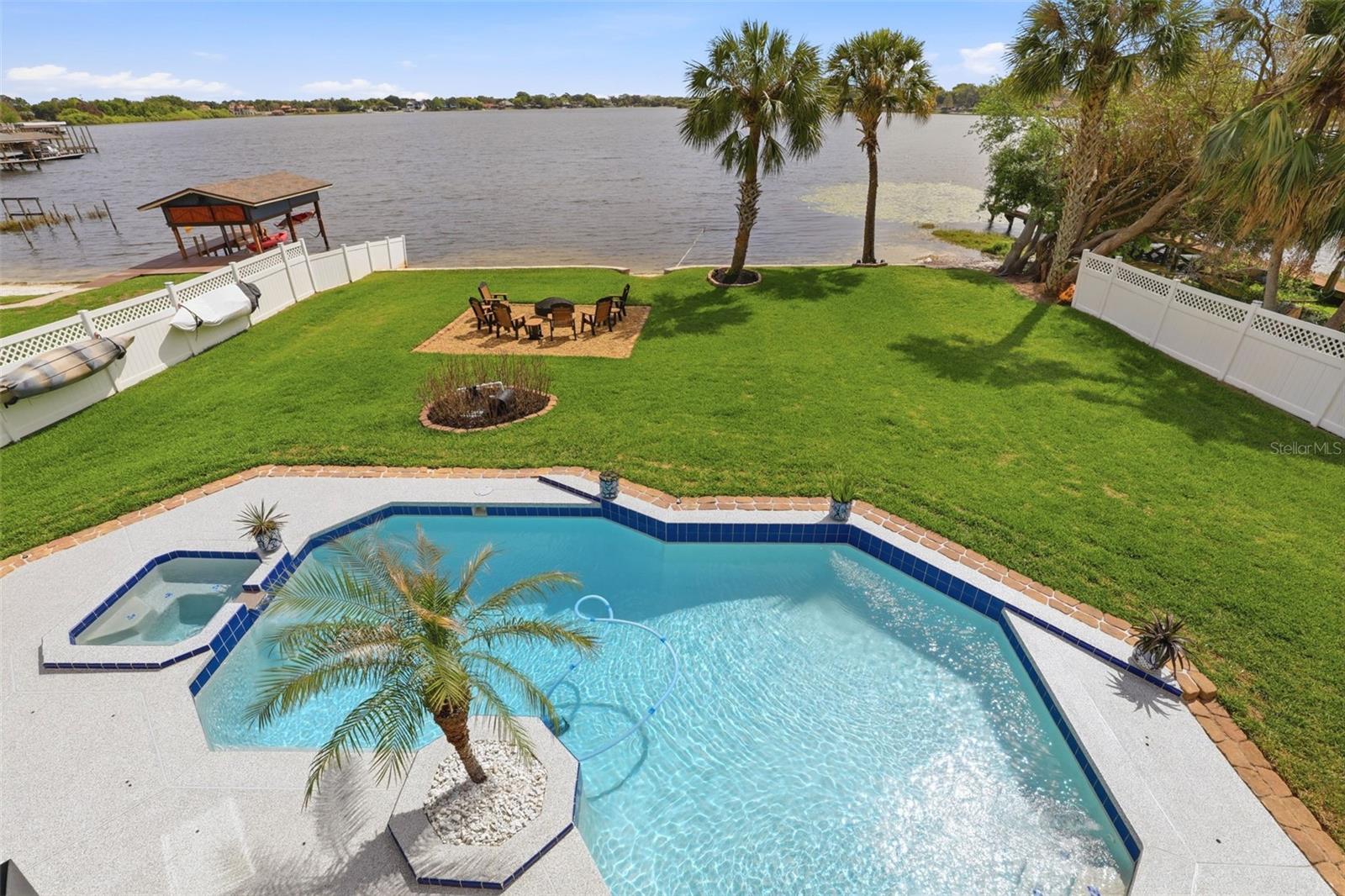 381 PRAIRIE LAKE CV, ALTAMONTE SPRINGS, FL, 32701