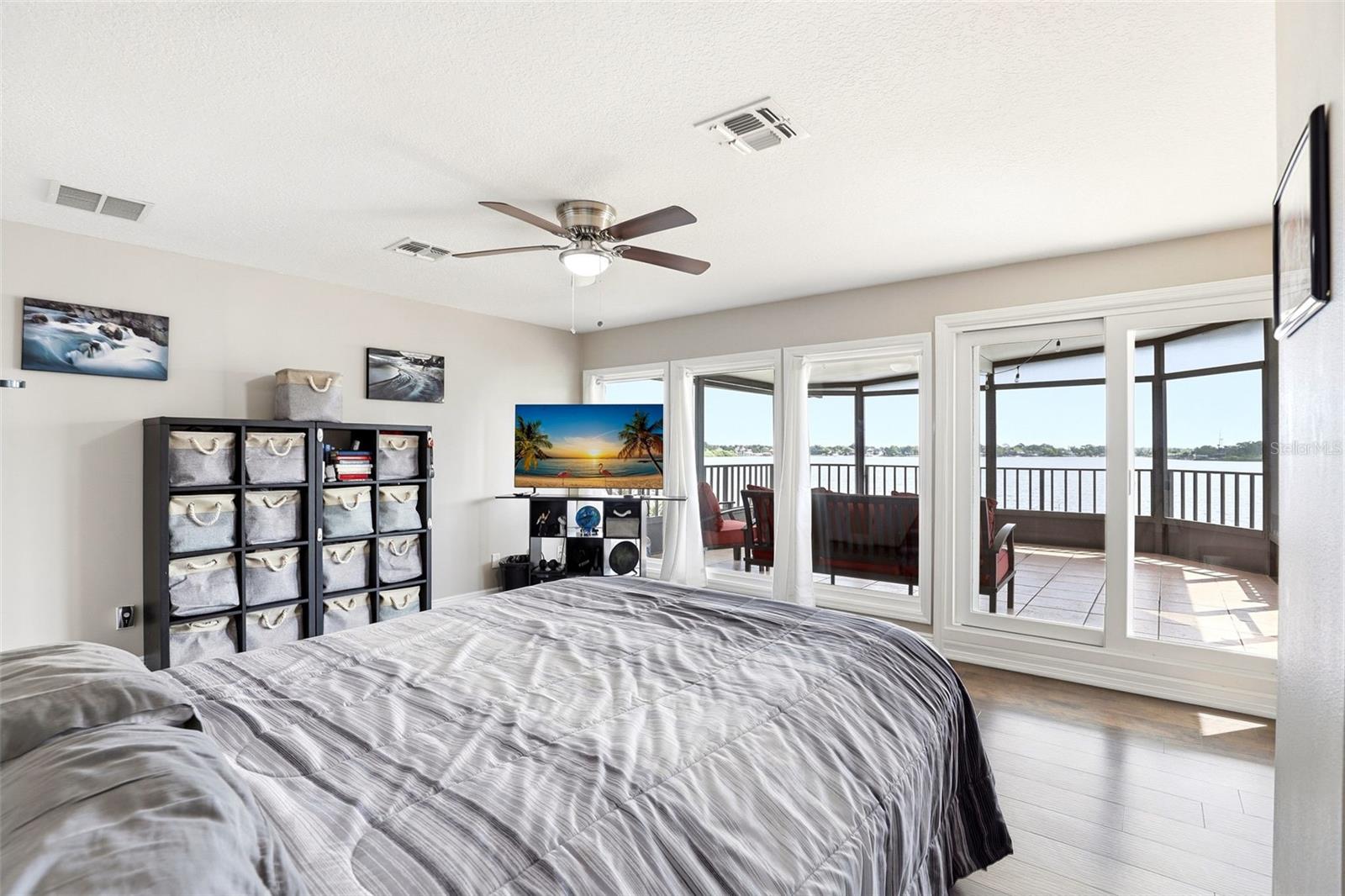 381 PRAIRIE LAKE CV, ALTAMONTE SPRINGS, FL, 32701