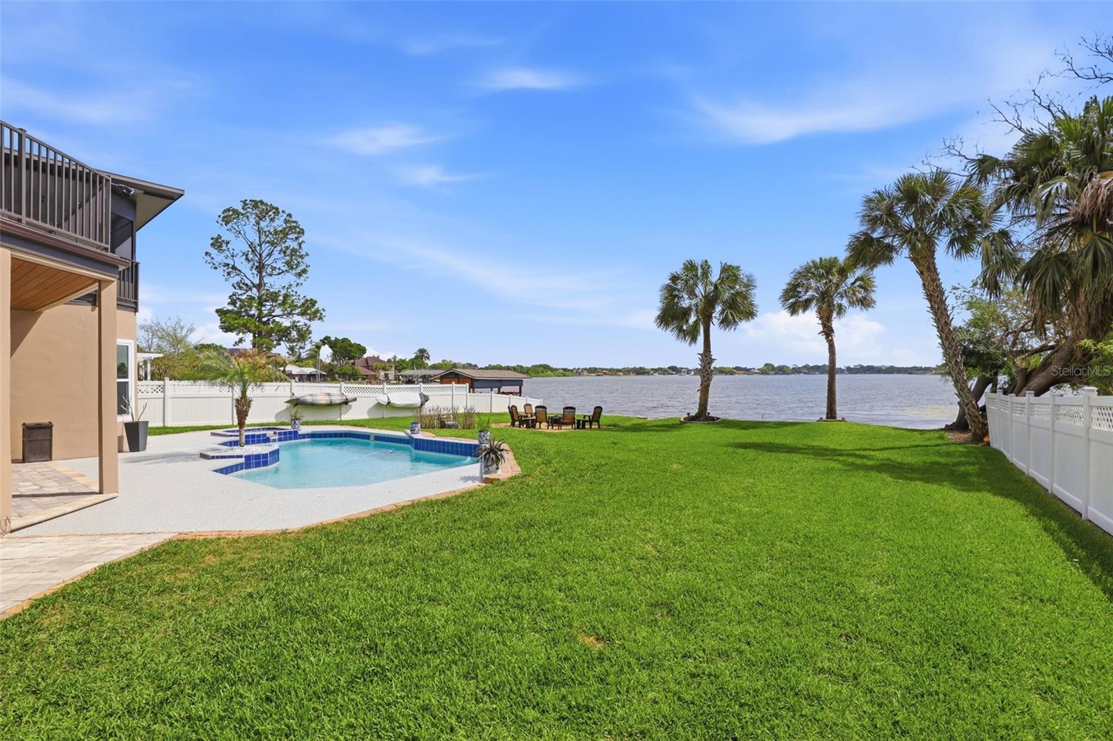 381 PRAIRIE LAKE CV, ALTAMONTE SPRINGS, FL, 32701