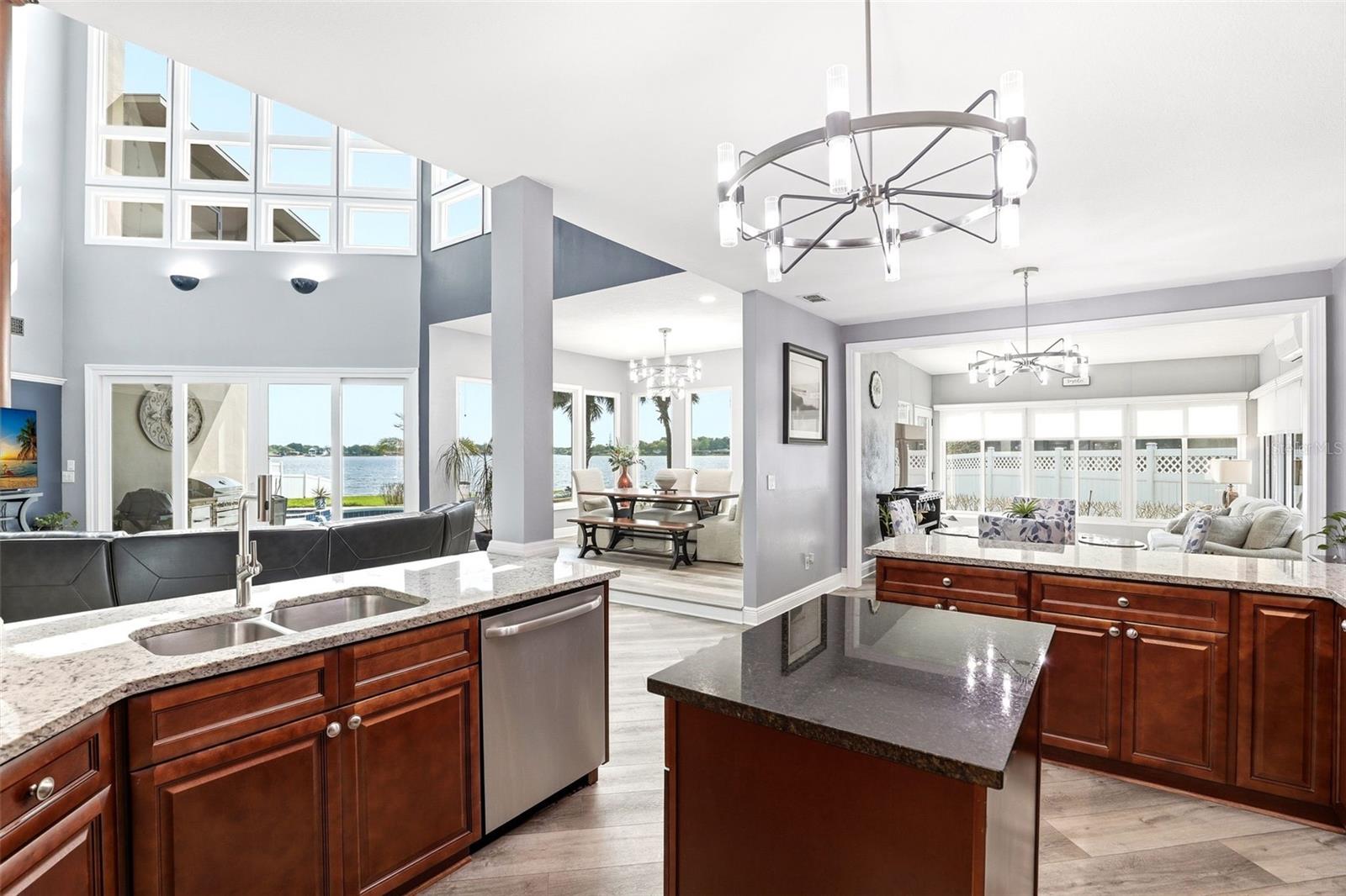 381 PRAIRIE LAKE CV, ALTAMONTE SPRINGS, FL, 32701