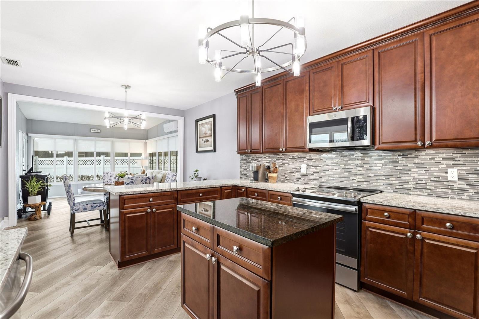 381 PRAIRIE LAKE CV, ALTAMONTE SPRINGS, FL, 32701