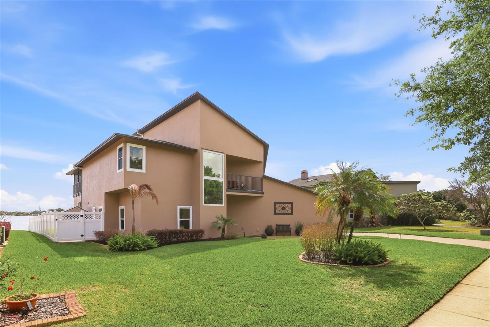381 PRAIRIE LAKE CV, ALTAMONTE SPRINGS, FL, 32701