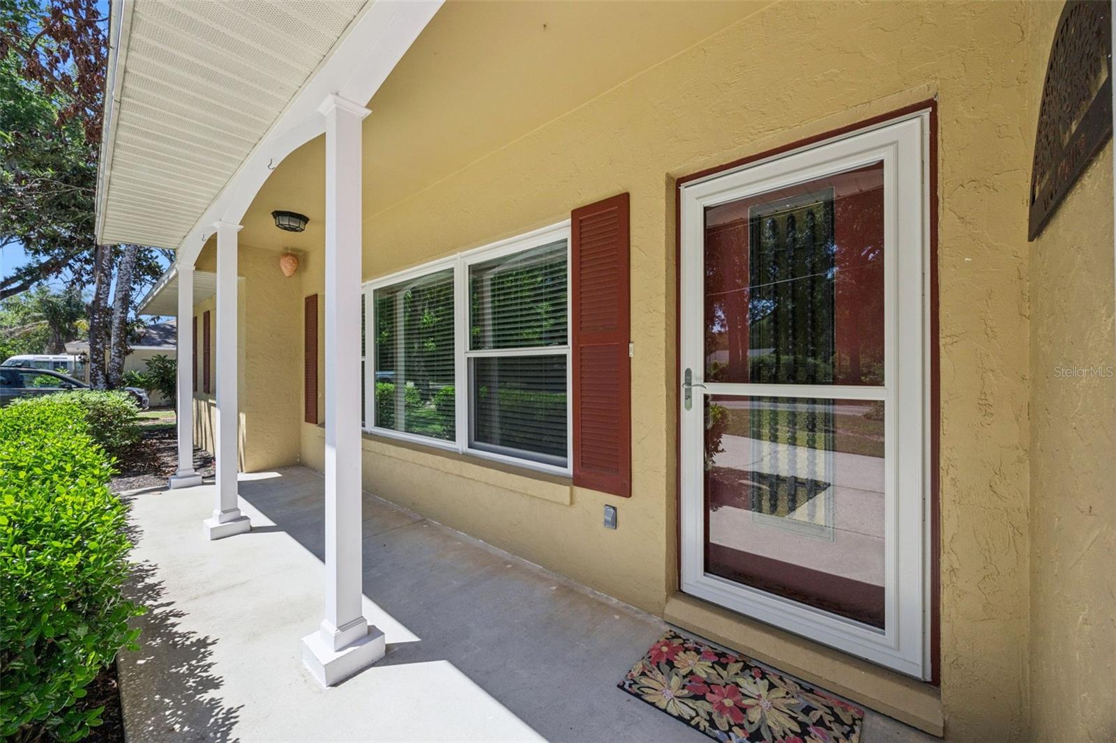 80 WHITCOMB AVE, UMATILLA, FL, 32784