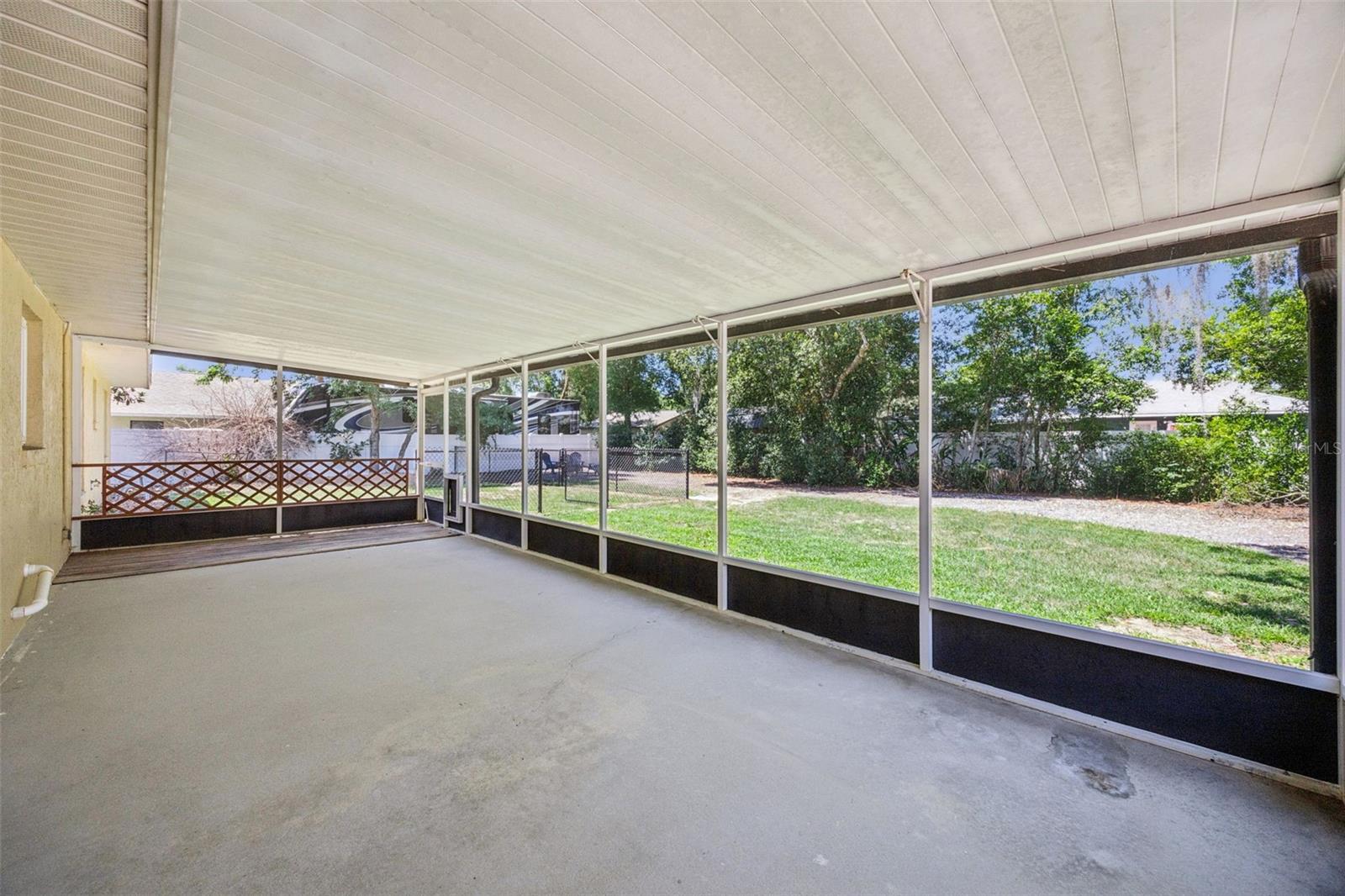 80 WHITCOMB AVE, UMATILLA, FL, 32784