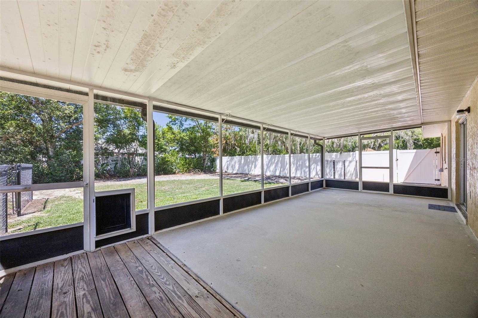 80 WHITCOMB AVE, UMATILLA, FL, 32784