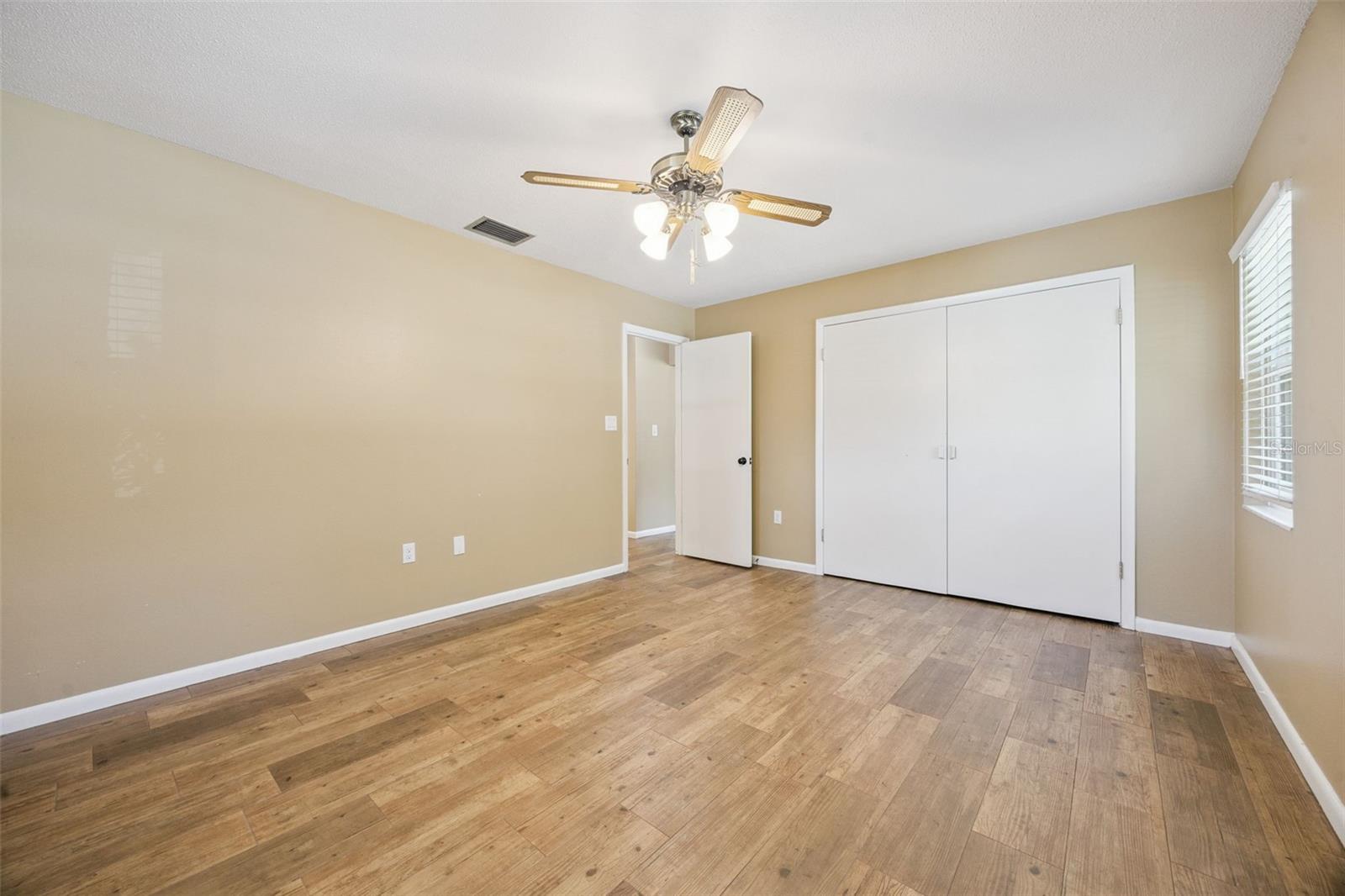 80 WHITCOMB AVE, UMATILLA, FL, 32784