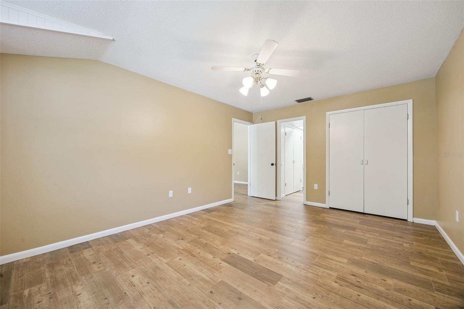 80 WHITCOMB AVE, UMATILLA, FL, 32784