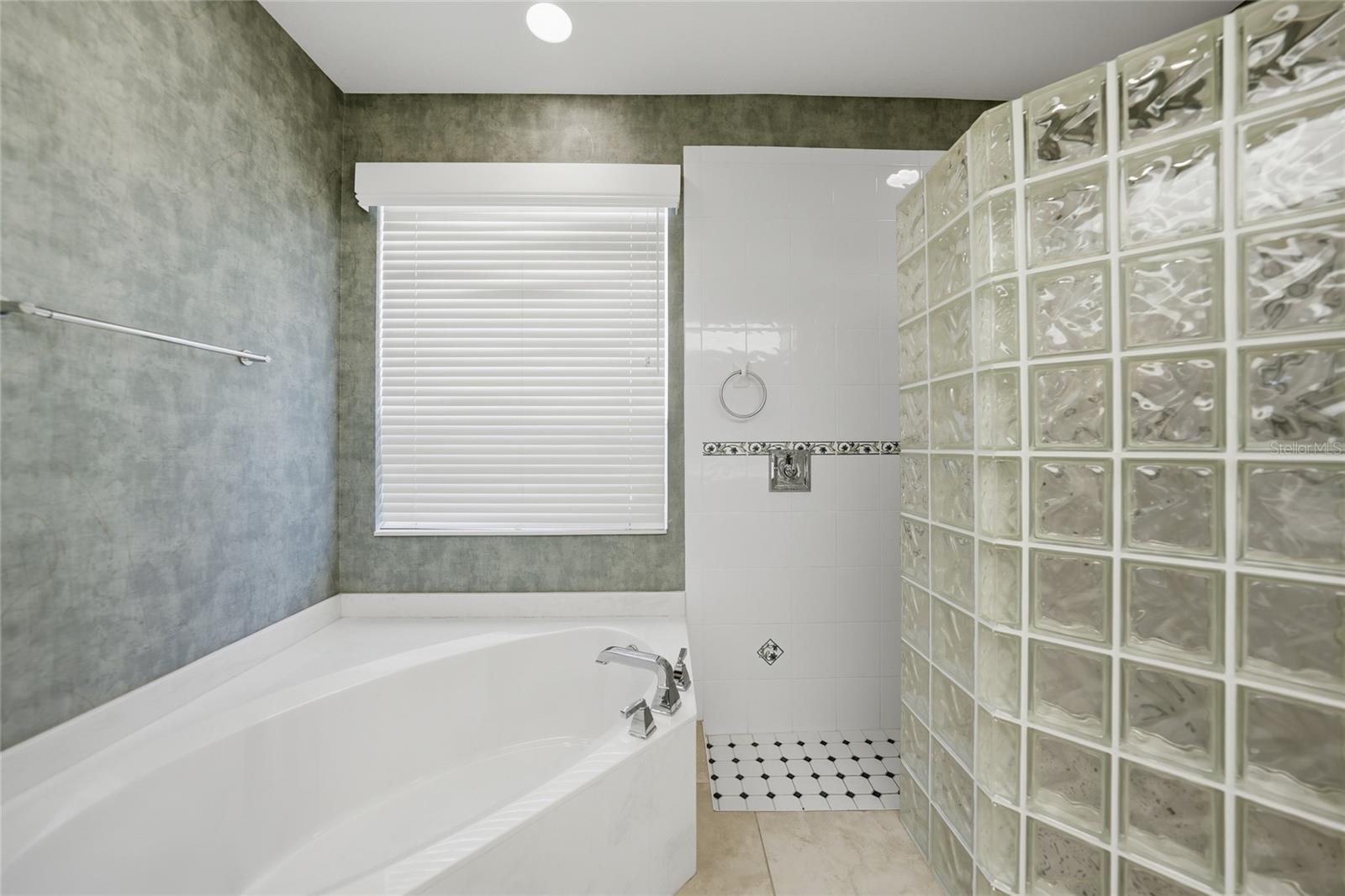 718 ANTALYA CT, PUNTA GORDA, FL, 33950