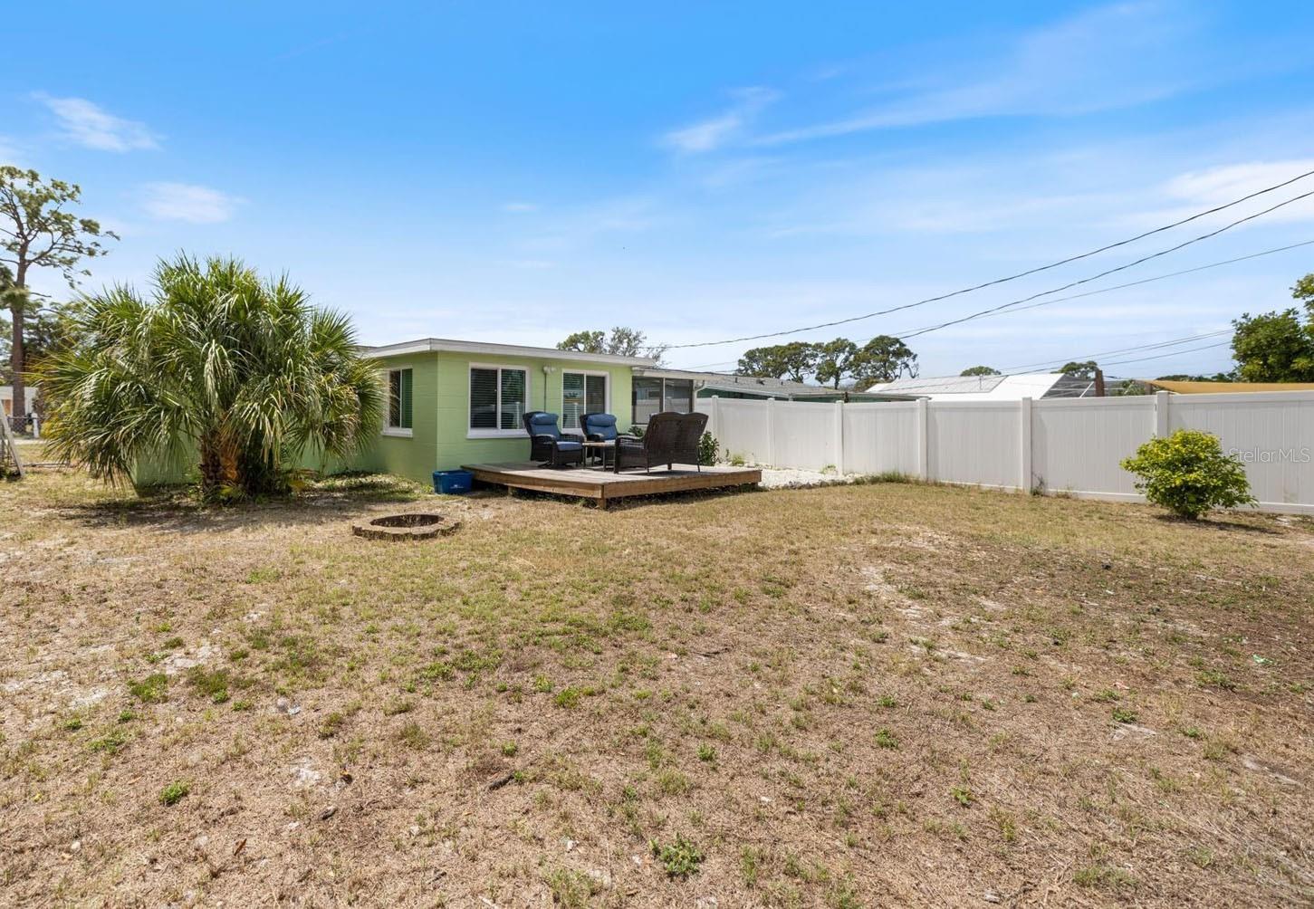 324 E GREEN ST, ENGLEWOOD, FL, 34223