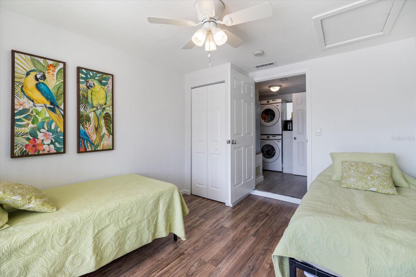 324 E GREEN ST, ENGLEWOOD, FL, 34223